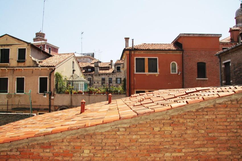 Corte Dei Santi * Venedig